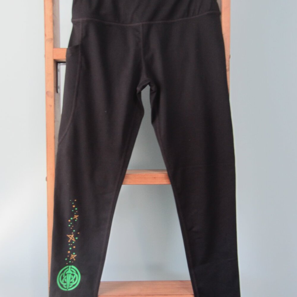 Main Street Bella Change Your Fate (Merida) Pocket Leggings in Size M